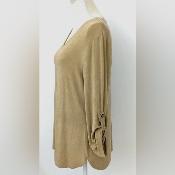 EUC CHICO'S Women's Travelers Classic Roll-Sleeve Top Tan-Size 0 (4-6) - Picture 4 of 7